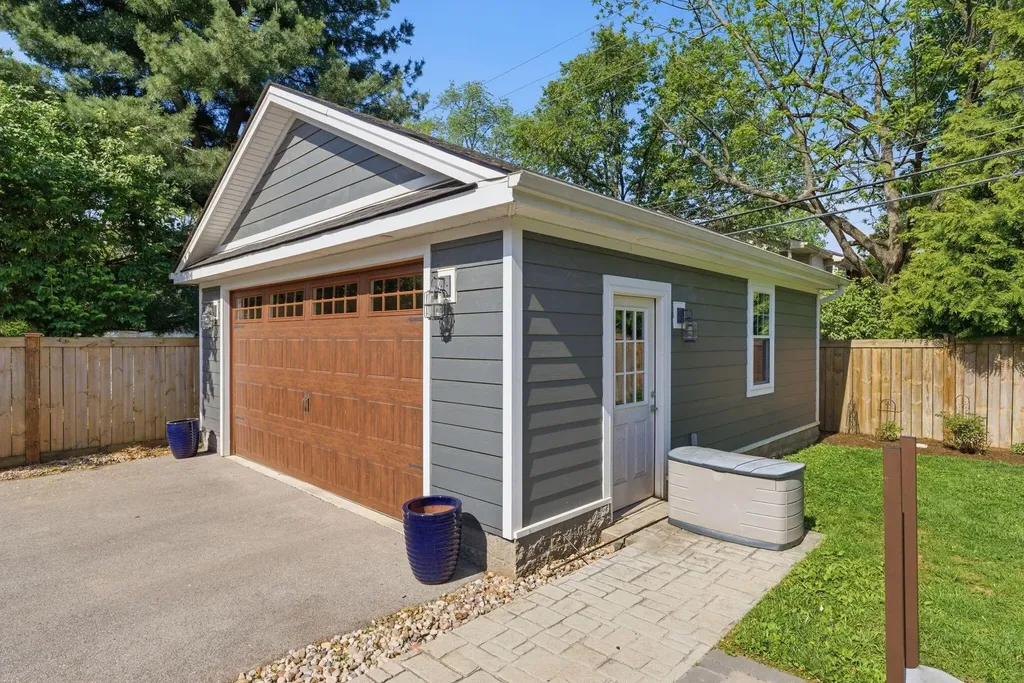 403 Chinoe Road Lexington KY 40502