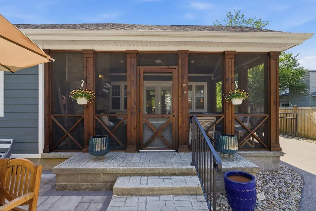 403 Chinoe Road Lexington KY 40502