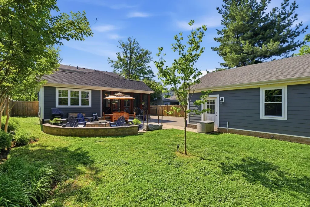 403 Chinoe Road Lexington KY 40502