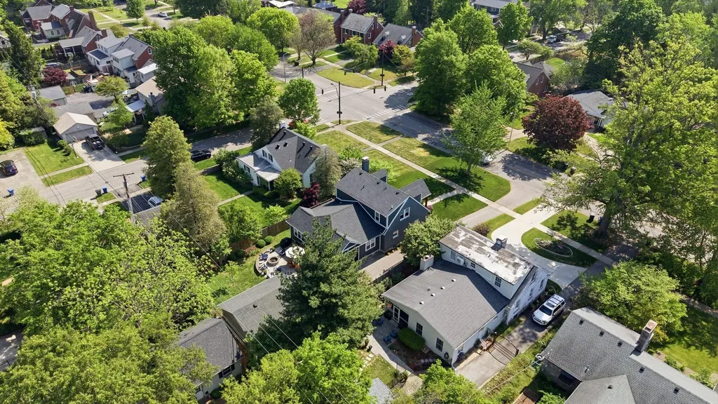 403 Chinoe Road Lexington KY 40502