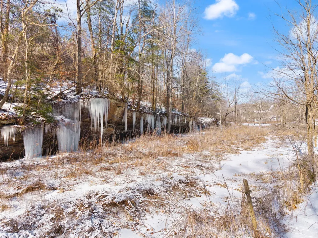 165 Pomeroyton-wellington Road Wellington KY 40387