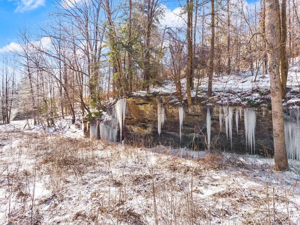 165 Pomeroyton-wellington Road Wellington KY 40387