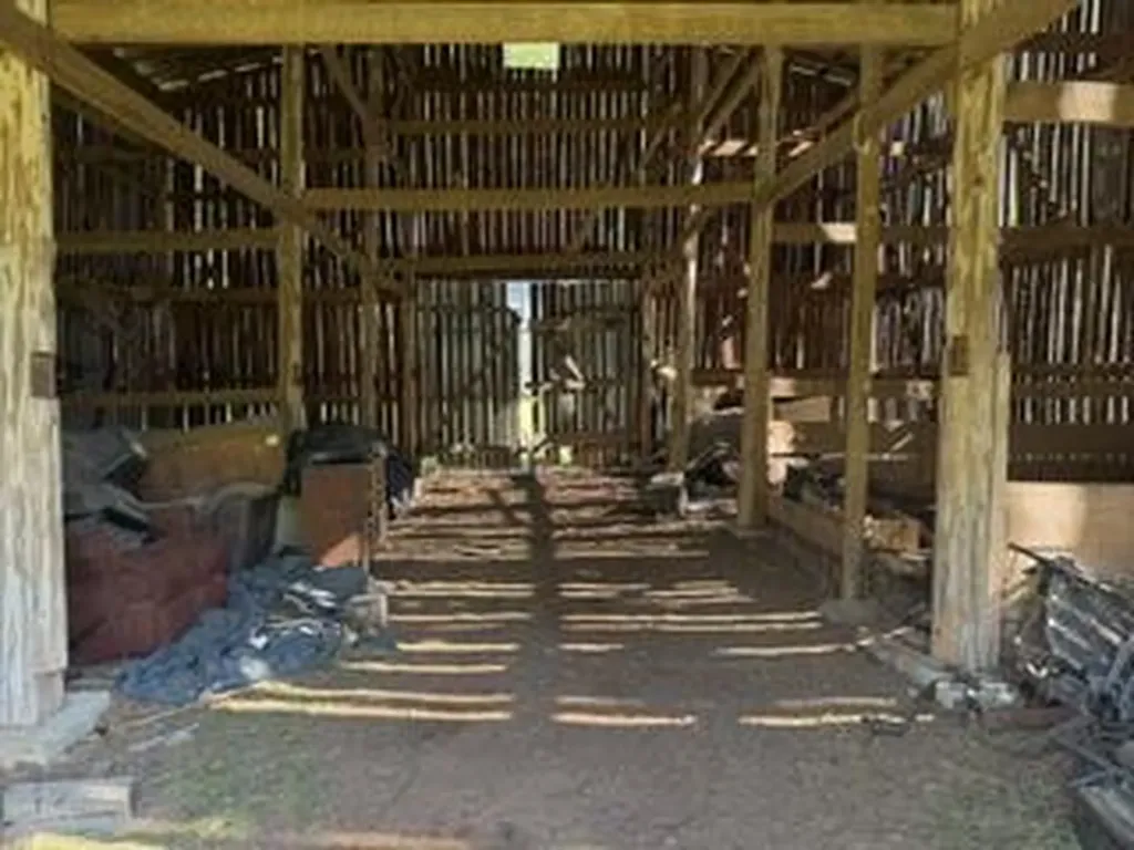 5860 E Kentucky 790 Bronston KY 42518