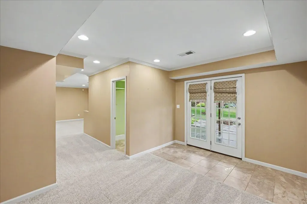 777 Andover Village Drive Lexington KY 40509