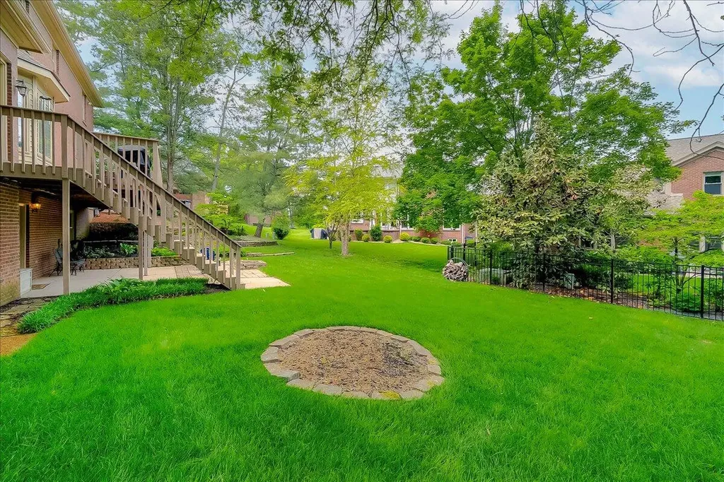 777 Andover Village Drive Lexington KY 40509