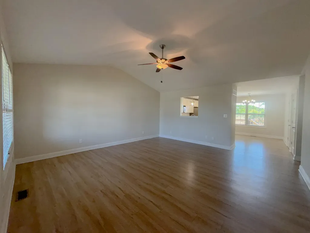 1140 Orchard Drive Nicholasville KY 40356