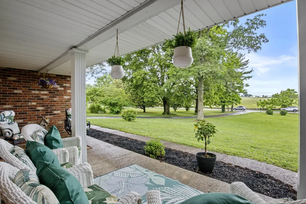 1266 Lexington Road Harrodsburg KY 40330