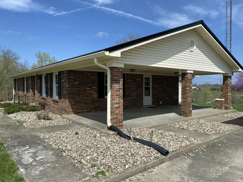 317 Short Road Salvisa KY 40372