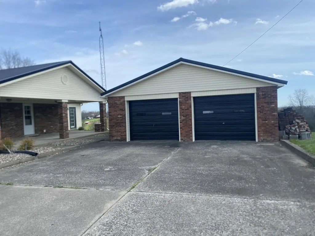 317 Short Road Salvisa KY 40372