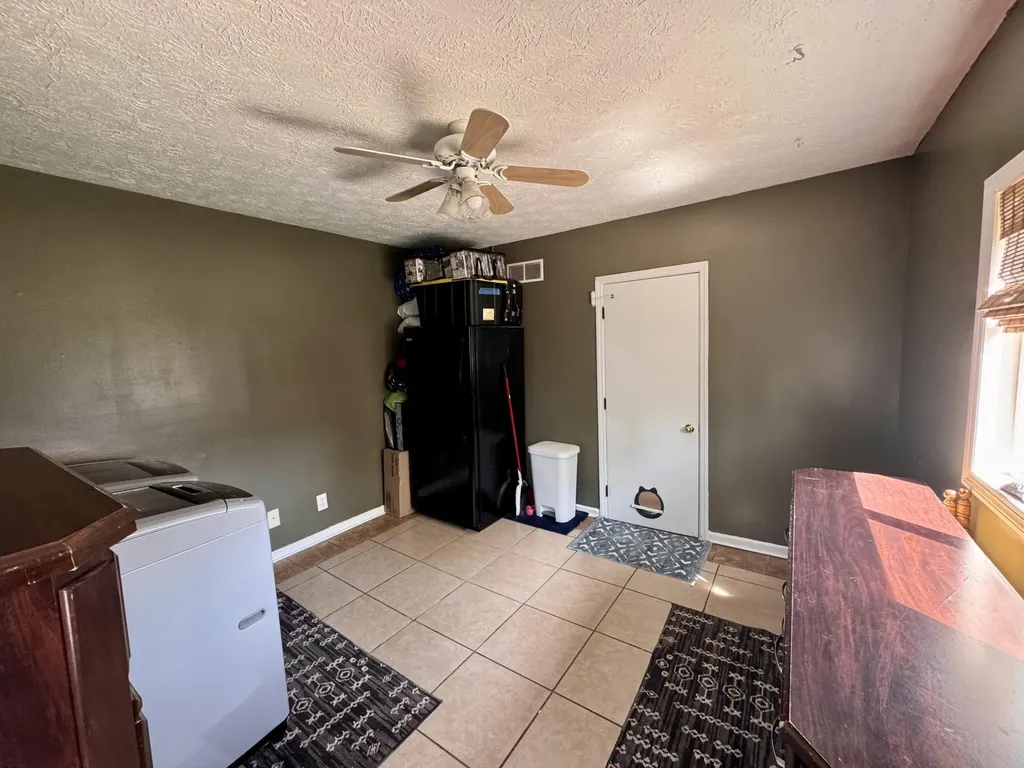 2220 Redbud Lane Paris KY 40361