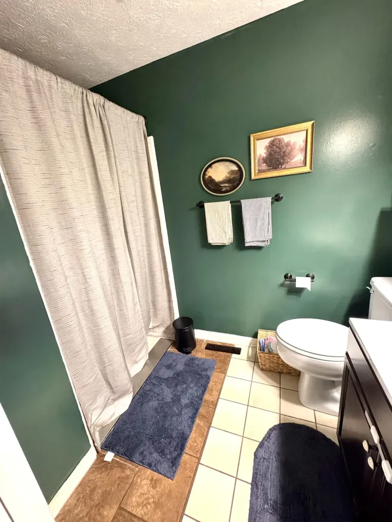 2220 Redbud Lane Paris KY 40361