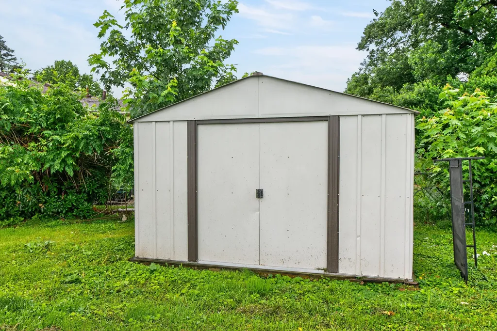3471 Greenlawn Drive Lexington KY 40517