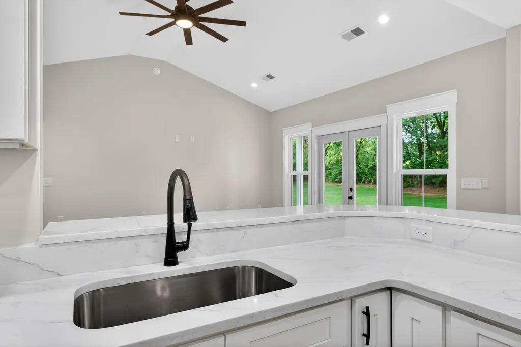 109 Stonegate Drive Danville KY 40422