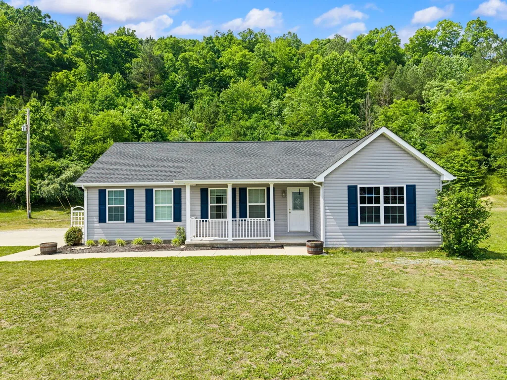 425 W Fox Trail Road Manchester KY 40962