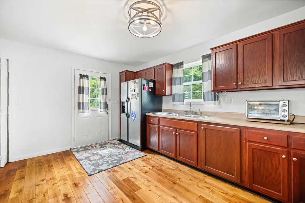 425 W Fox Trail Road Manchester KY 40962
