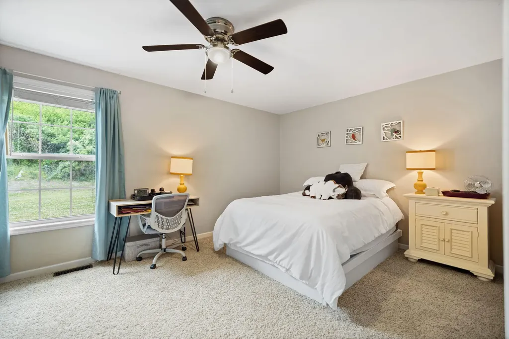 425 W Fox Trail Road Manchester KY 40962