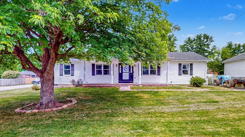 301 Eagle Drive Lawrenceburg KY 40342