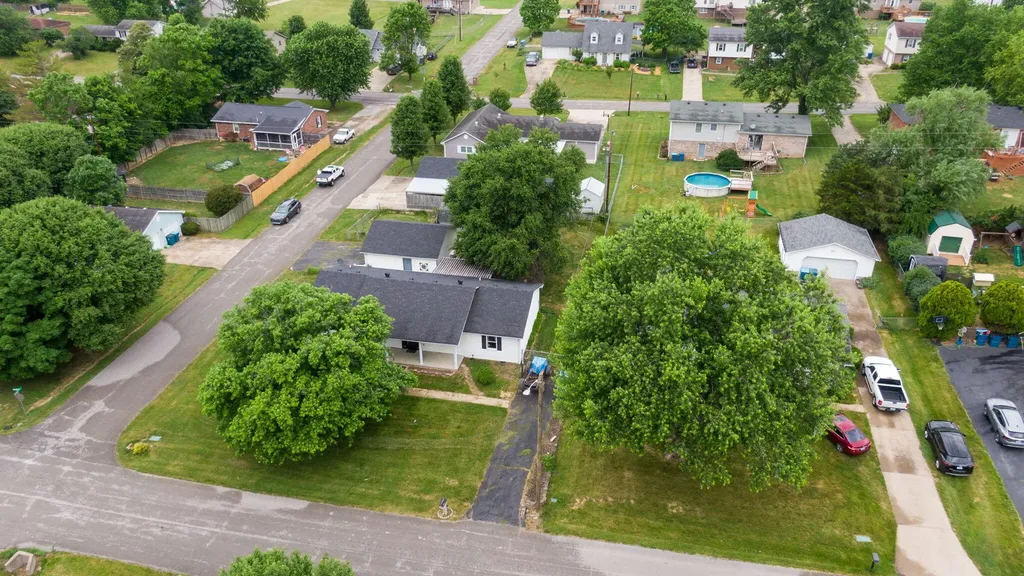 301 Eagle Drive Lawrenceburg KY 40342