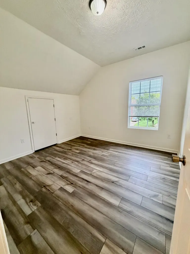 216 Tanbark Drive Georgetown KY 40324