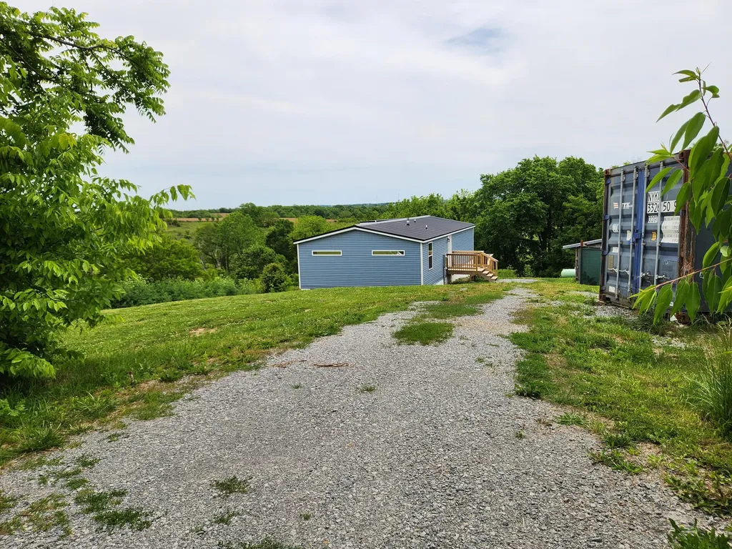 1420 Dixie Highway Moorefield KY 40350