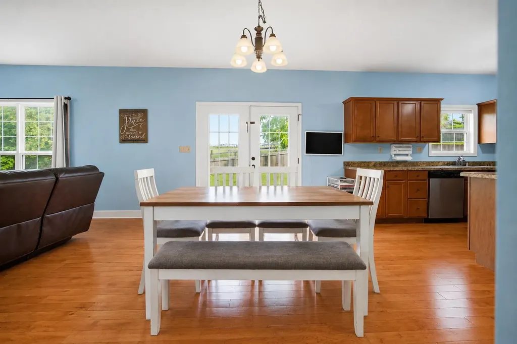 1928 Clearwater Drive Lawrenceburg KY 40342
