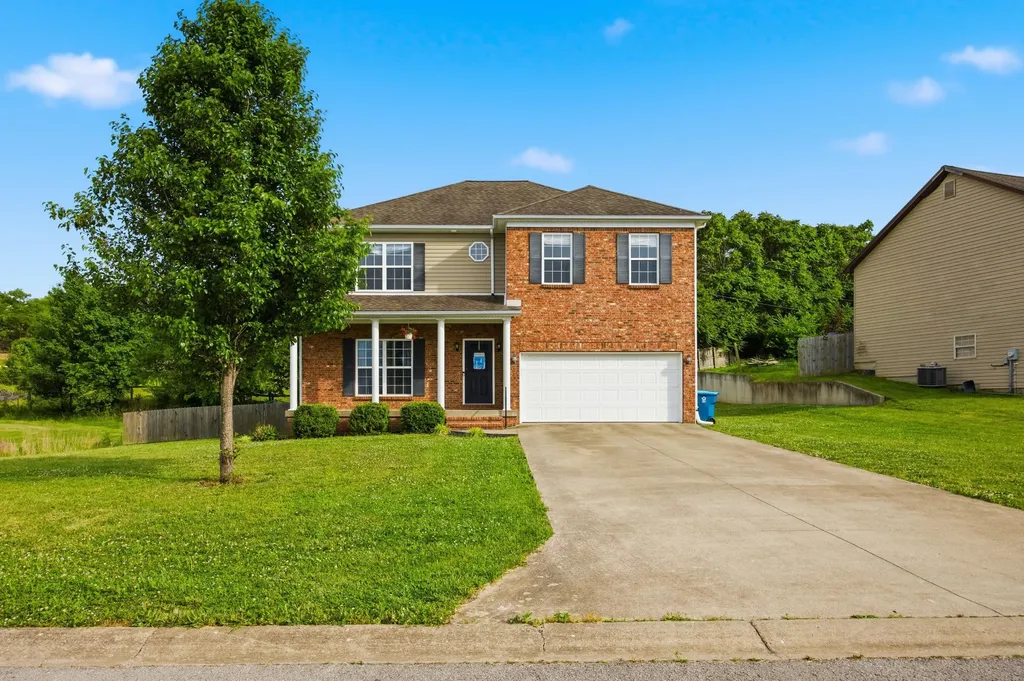 1928 Clearwater Drive Lawrenceburg KY 40342