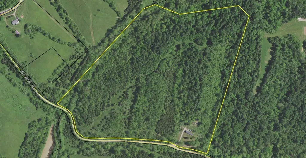 1265 Edmonson Road Lawrenceburg KY 40342