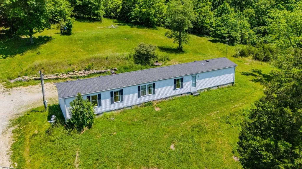 1265 Edmonson Road Lawrenceburg KY 40342