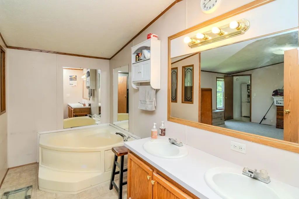 1265 Edmonson Road Lawrenceburg KY 40342