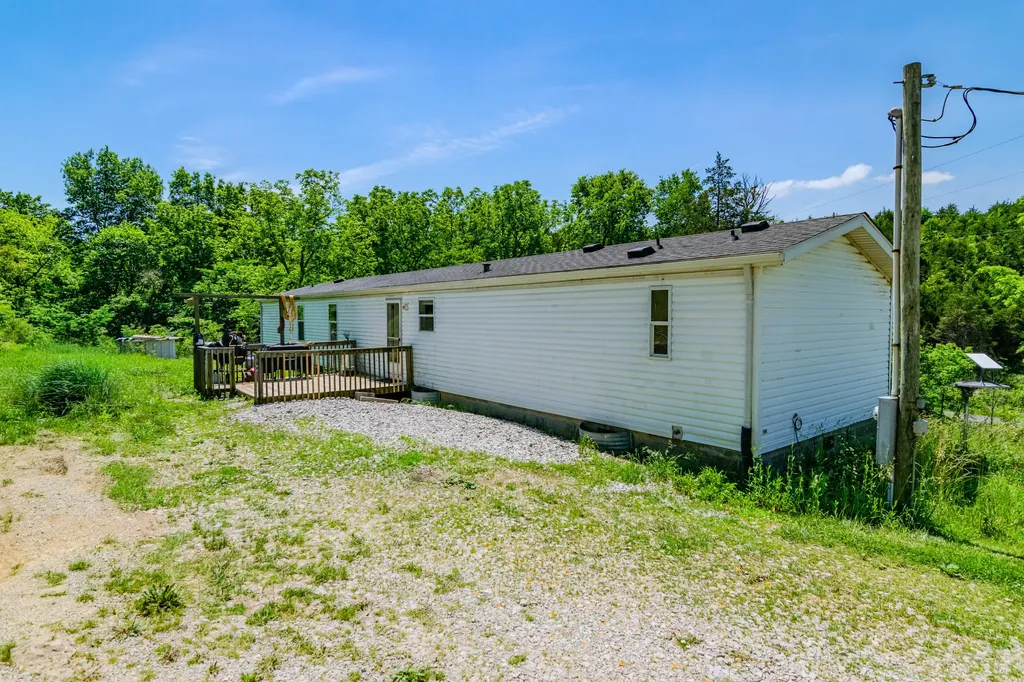 1265 Edmonson Road Lawrenceburg KY 40342