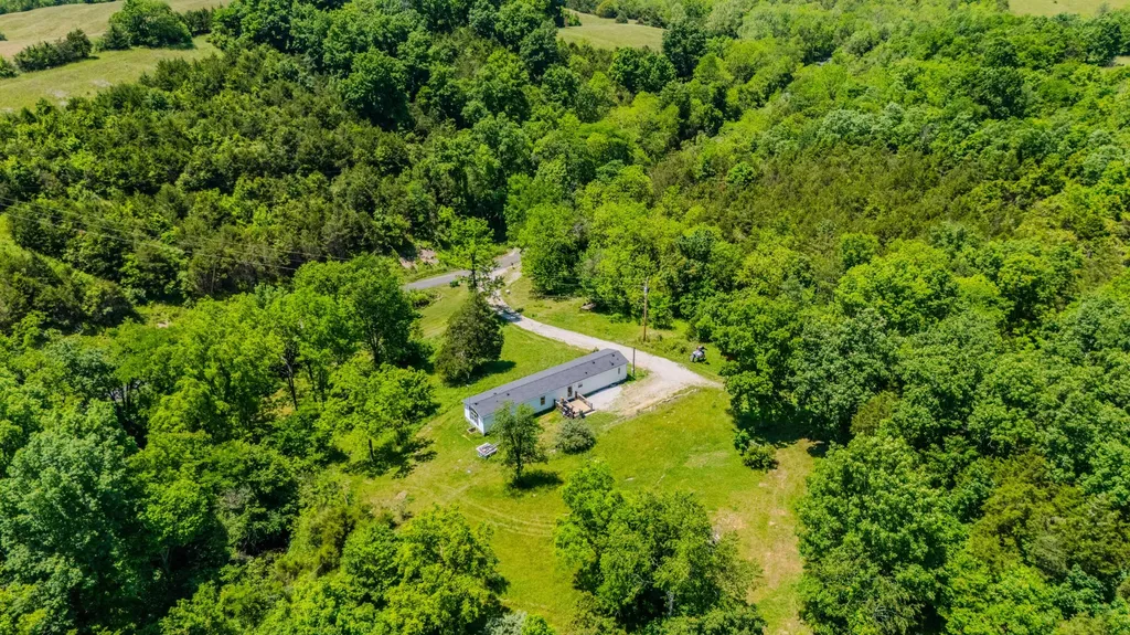 1265 Edmonson Road Lawrenceburg KY 40342