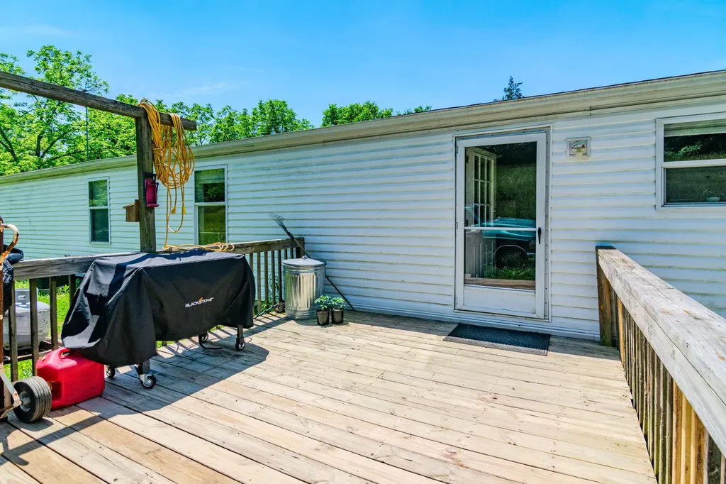 1265 Edmonson Road Lawrenceburg KY 40342