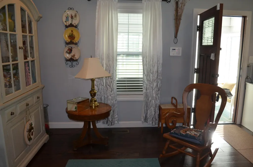 3286 Barbourville Road London KY 40744