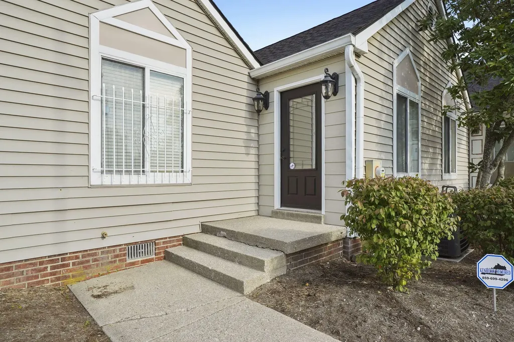 3131 Custer Drive Lexington KY 40517