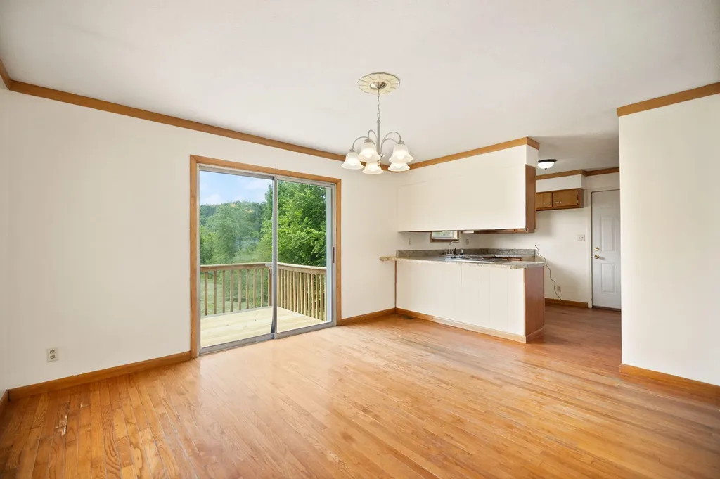 1176 Parkway Drive Salyersville KY 41465
