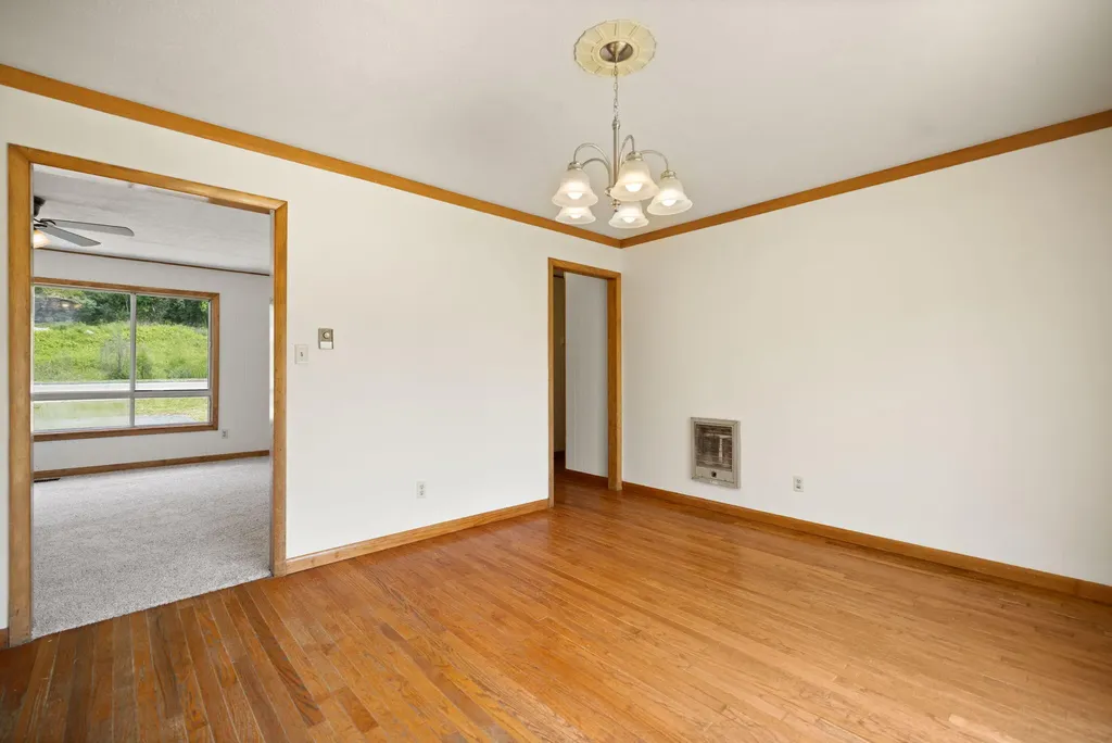 1176 Parkway Drive Salyersville KY 41465