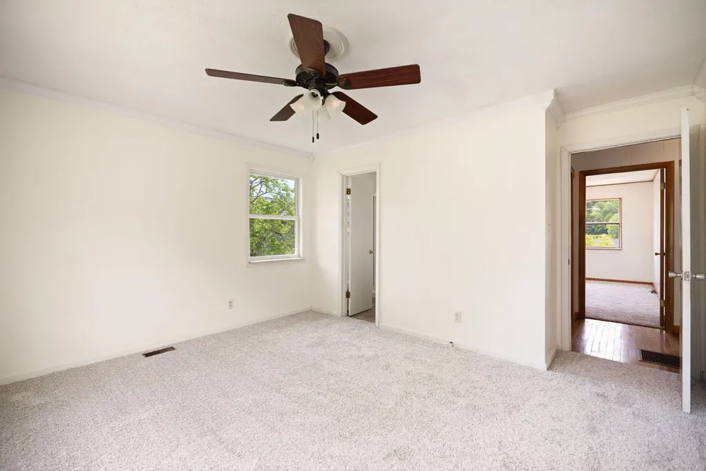 1176 Parkway Drive Salyersville KY 41465
