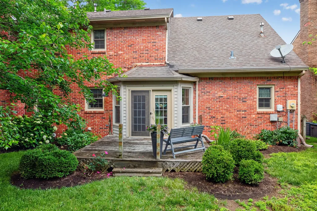 836 Edgewood Drive Lexington KY 40515
