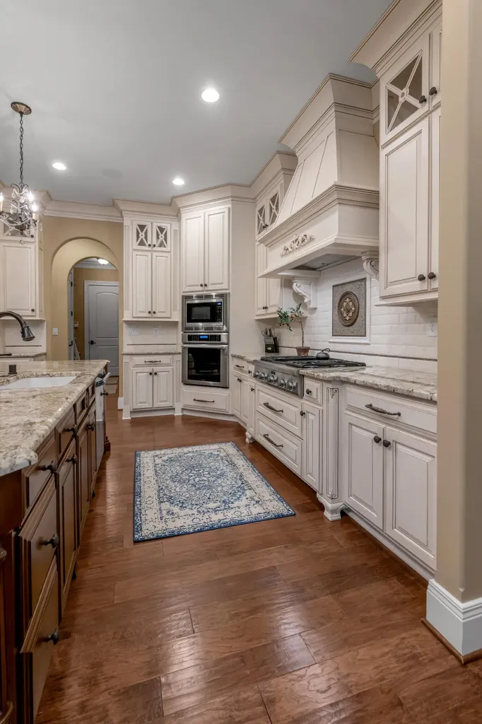 2928 Bobwhite Trail Lexington KY 40509