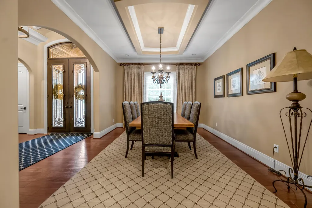 2928 Bobwhite Trail Lexington KY 40509