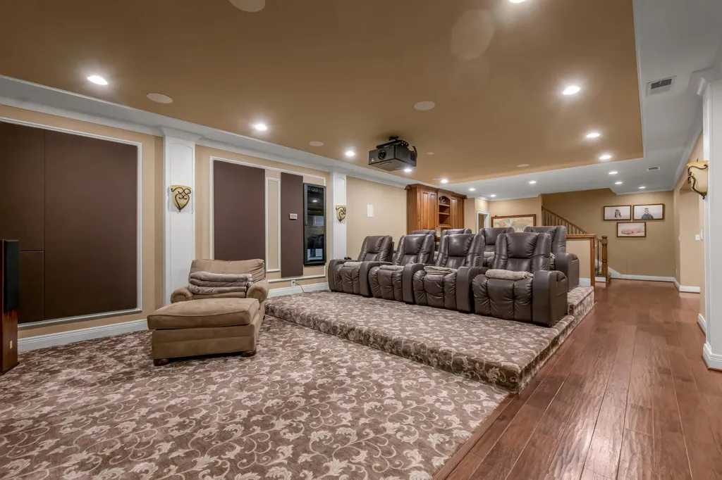 2928 Bobwhite Trail Lexington KY 40509