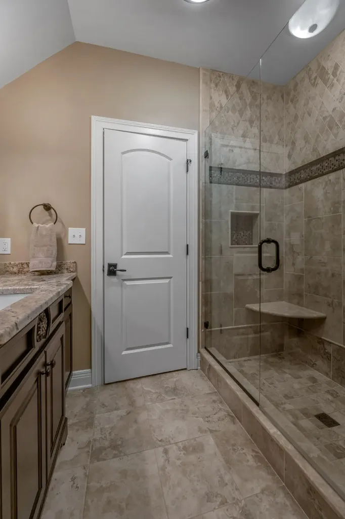 2928 Bobwhite Trail Lexington KY 40509