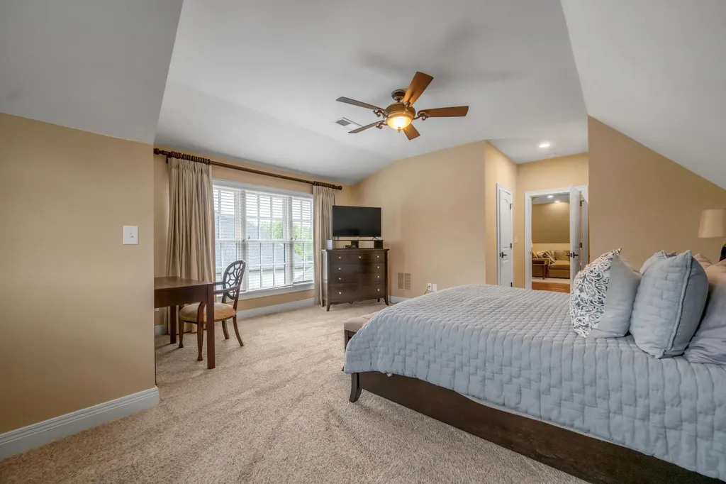 2928 Bobwhite Trail Lexington KY 40509