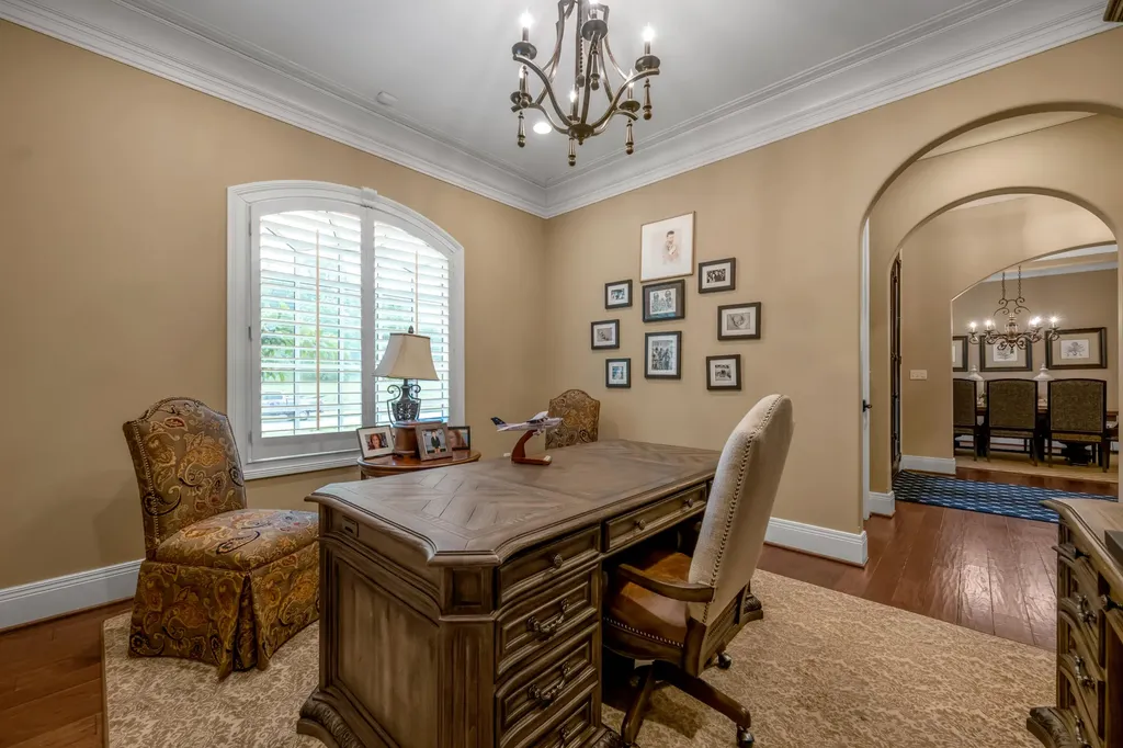 2928 Bobwhite Trail Lexington KY 40509