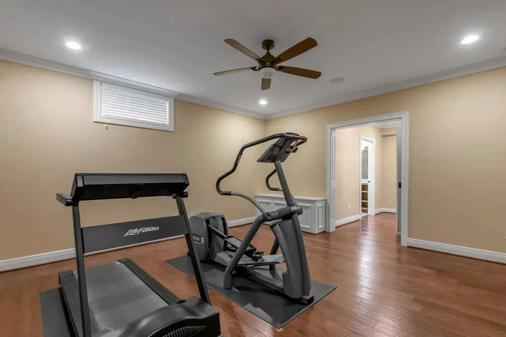 2928 Bobwhite Trail Lexington KY 40509