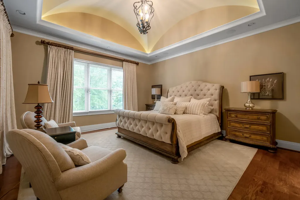 2928 Bobwhite Trail Lexington KY 40509