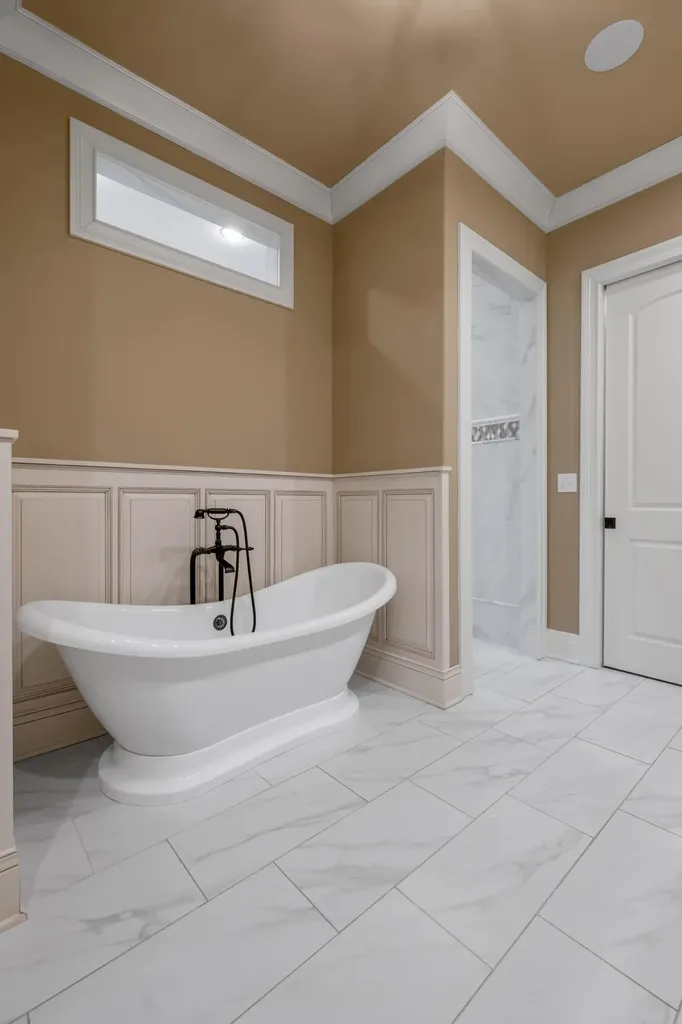 2928 Bobwhite Trail Lexington KY 40509