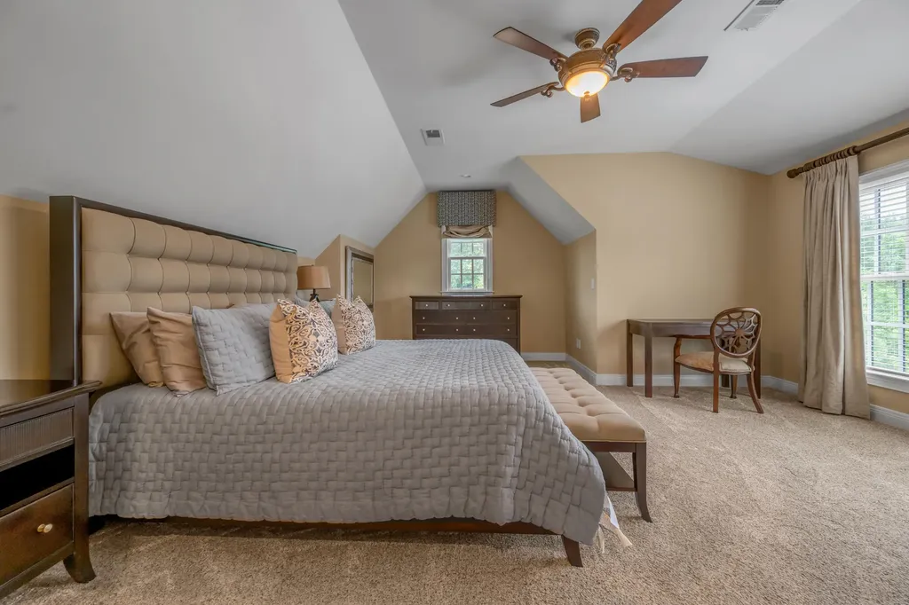 2928 Bobwhite Trail Lexington KY 40509