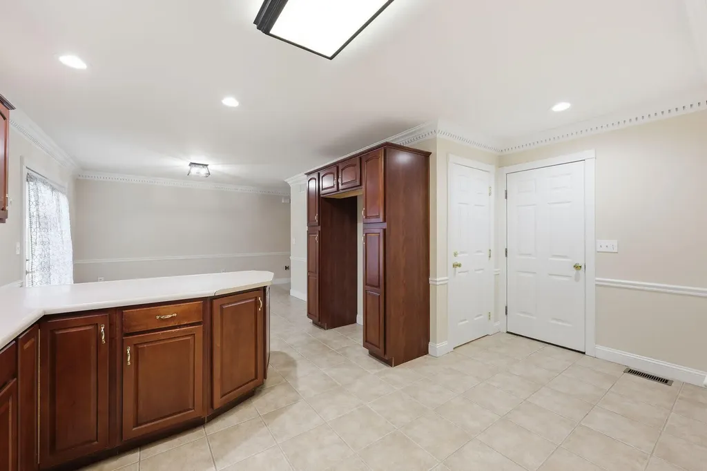 1049 Heathcliff Drive Richmond KY 40475