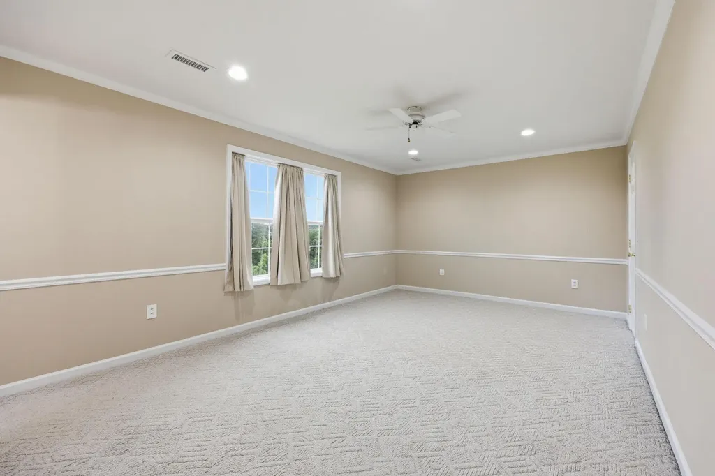 1049 Heathcliff Drive Richmond KY 40475